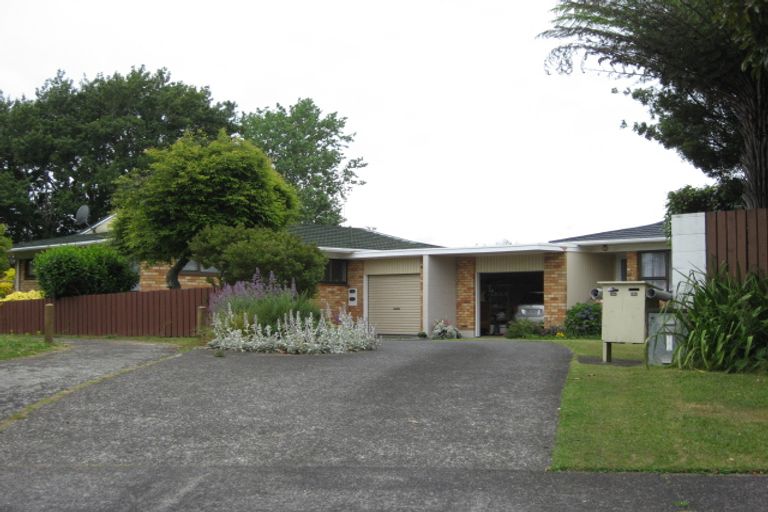 Photo of property in 16a Bledisloe Court, Pukekohe, 2120