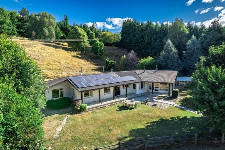Photo of property in 752 Malaghans Road, Speargrass Flat, Queenstown, 9371