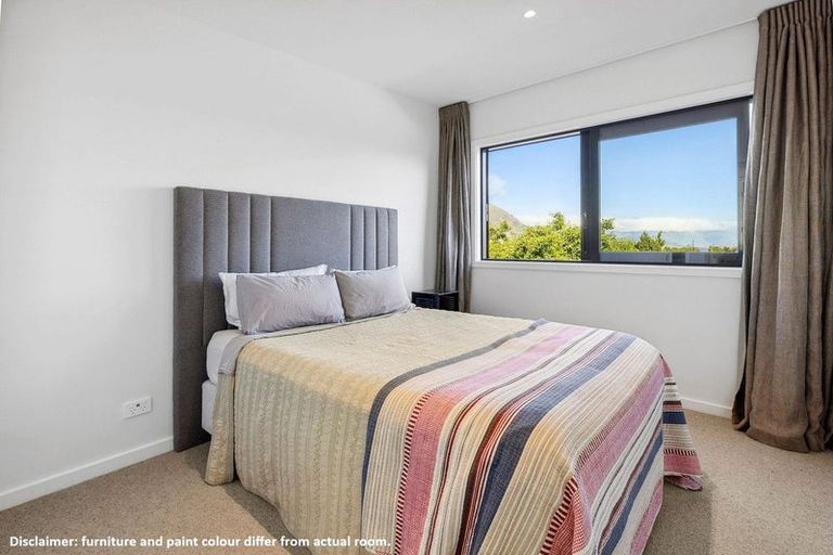 Photo of property in 4 Takahe Lane, Wanaka, 9305