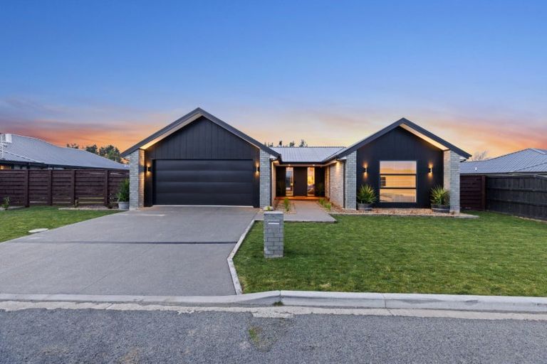 Photo of property in 39 Plover Avenue, Amberley, 7410