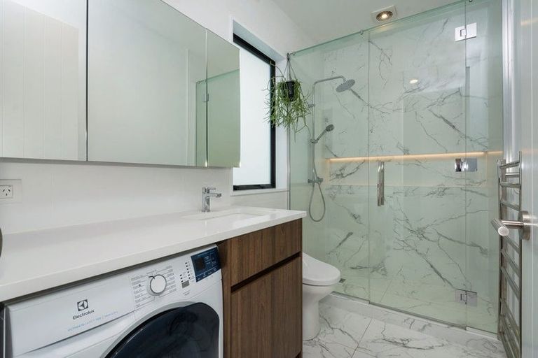 Photo of property in 29 Kewa Road, Albany Heights, Auckland, 0632