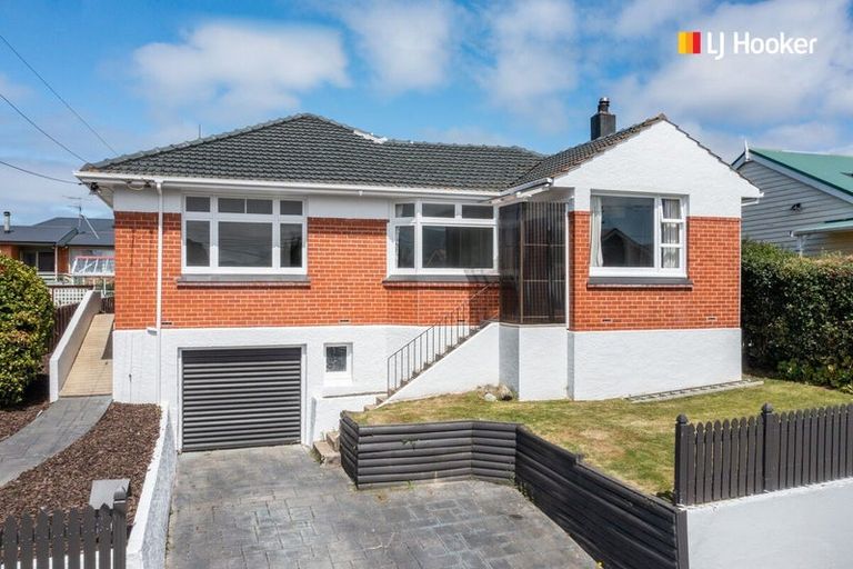 Photo of property in 19 Picardy Street, Maryhill, Dunedin, 9011