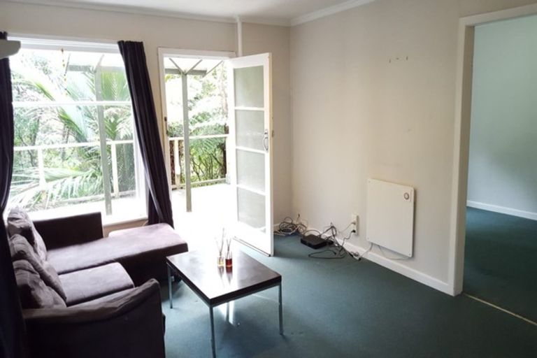 Photo of property in 231 Konini Road, Titirangi, Auckland, 0604