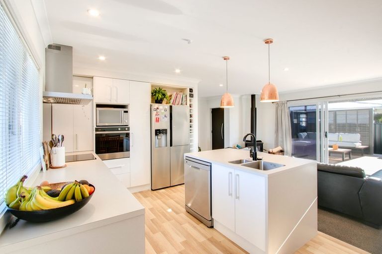 Photo of property in 20 Windsor Terrace, Taradale, Napier, 4112