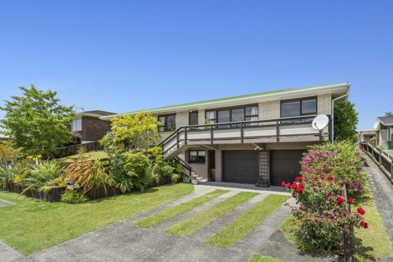 Photo of property in 94 Boucher Avenue, Te Puke, 3119