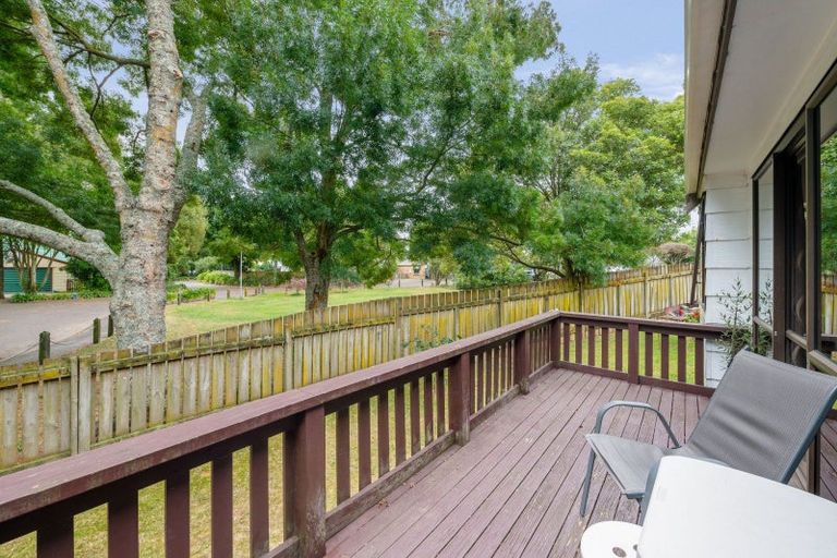 Photo of property in 11 Caulfield Place, Nawton, Hamilton, 3200