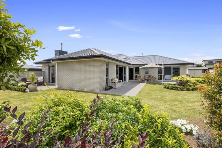 Photo of property in 3 Condor Crescent, Waiwhakaiho, New Plymouth, 4312