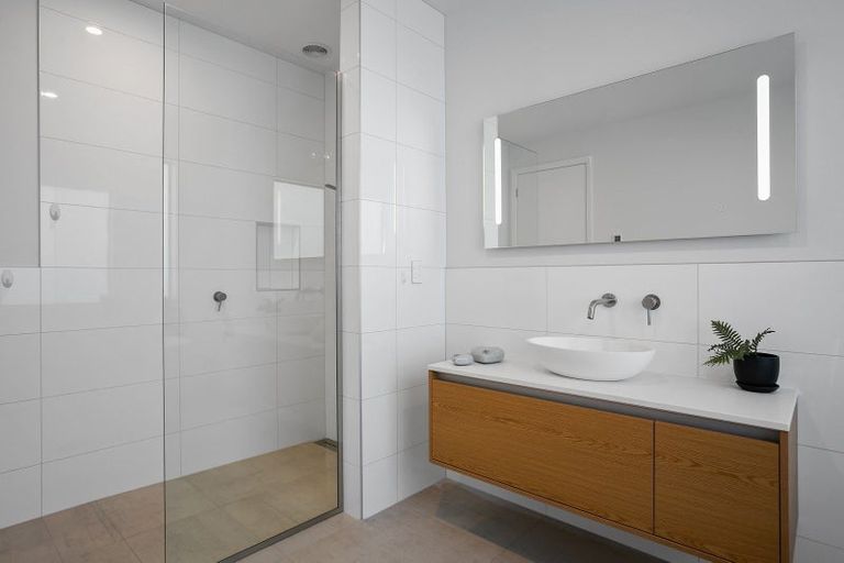 Photo of property in 26 Whakahaumako Road, Leamington, 3495