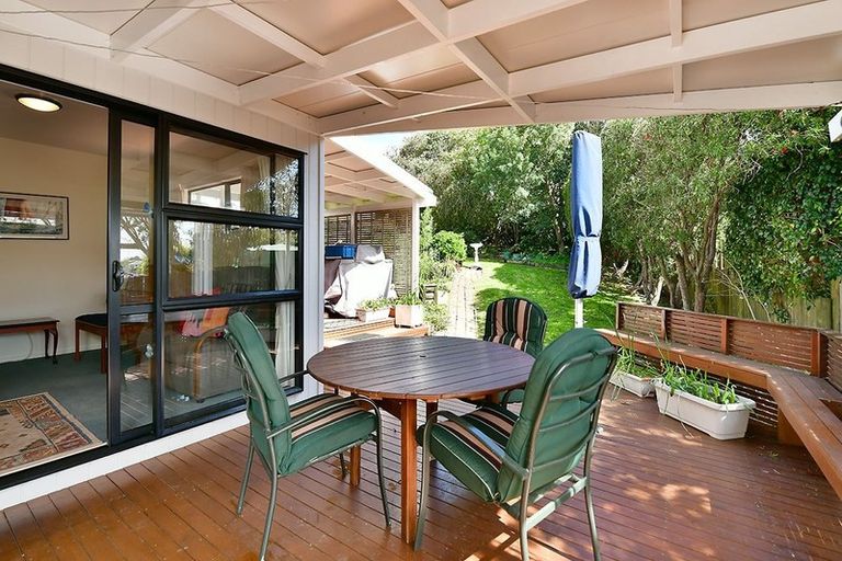 Photo of property in 31 Everard Avenue, Army Bay, Whangaparaoa, 0930