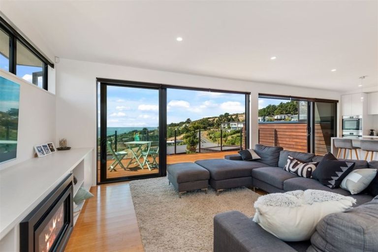 Photo of property in 3 The Terrace, Mount Pleasant, Christchurch, 8081