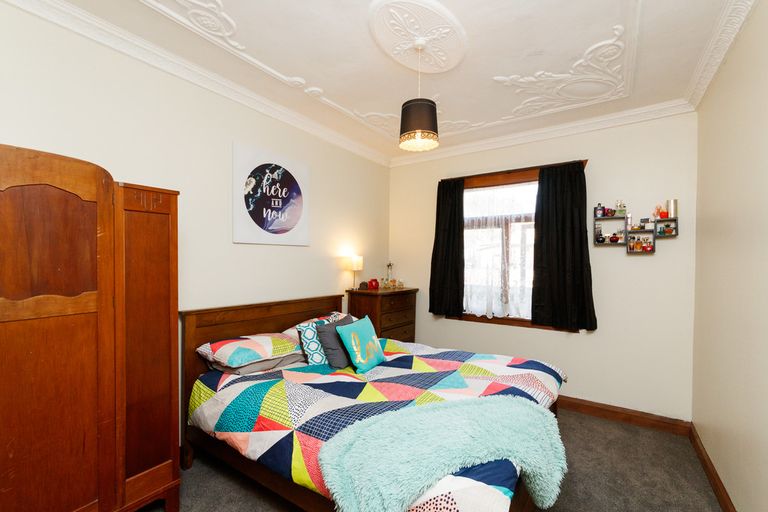 Photo of property in 22 Clausen Street, Takaro, Palmerston North, 4412