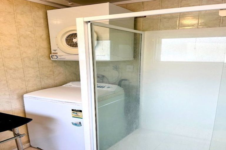 Photo of property in 51c Mandalay Terrace, Khandallah, Wellington, 6035