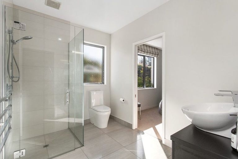 Photo of property in 154a Hamilton Avenue, Ilam, Christchurch, 8041