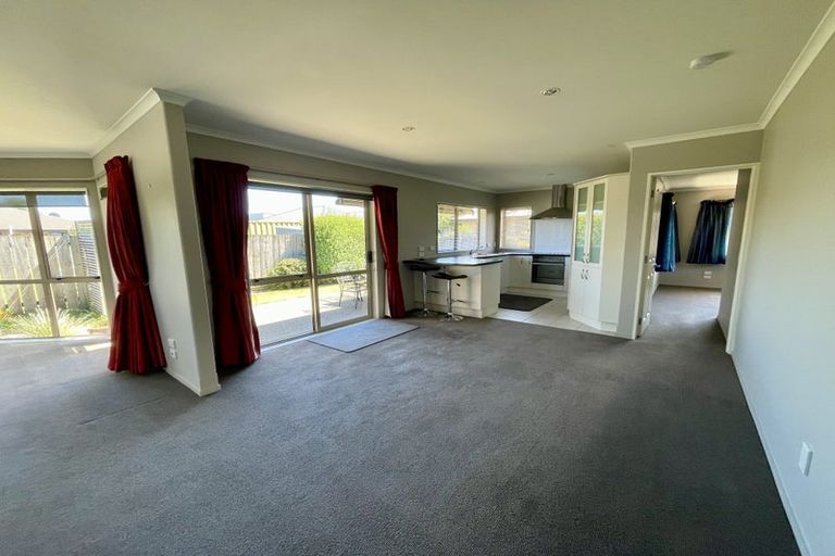 Photo of property in 15 Holcroft Place, Stoke, Nelson, 7011