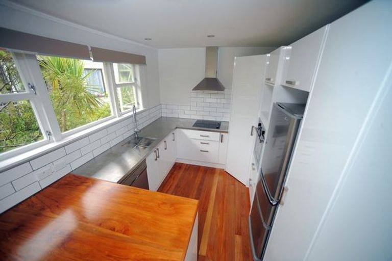 Photo of property in 12 Coleridge Street, Brooklyn, Wellington, 6021