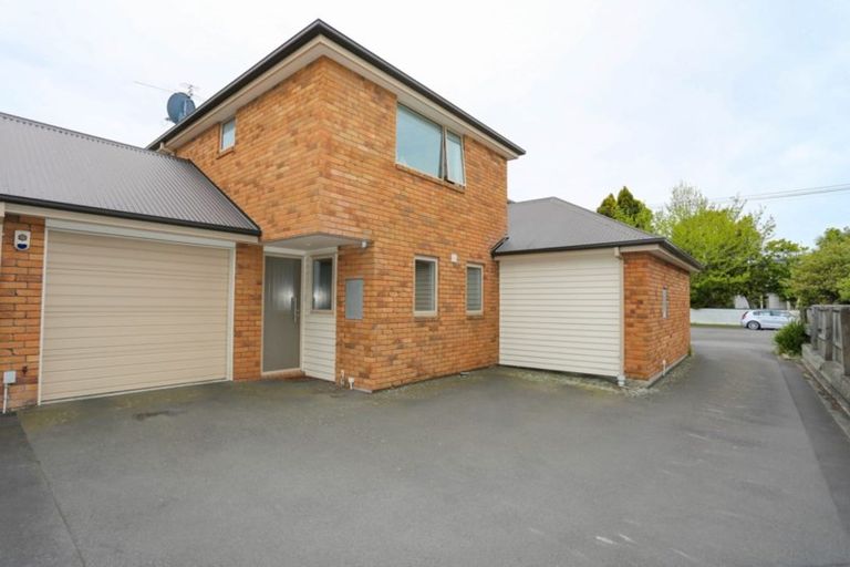 Photo of property in 2/65 Brockworth Place, Riccarton, Christchurch, 8011