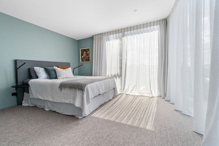 Photo of property in 61b Castor Bay Road, Castor Bay, Auckland, 0620