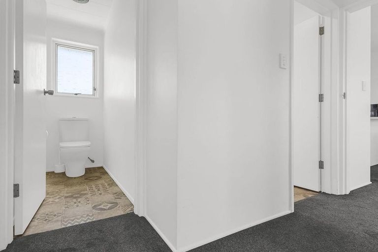 Photo of property in 11 Chester Street, Taradale, Napier, 4112
