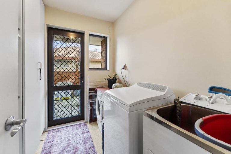 Photo of property in 60b Te Rauparaha Street, Otaki, 5512