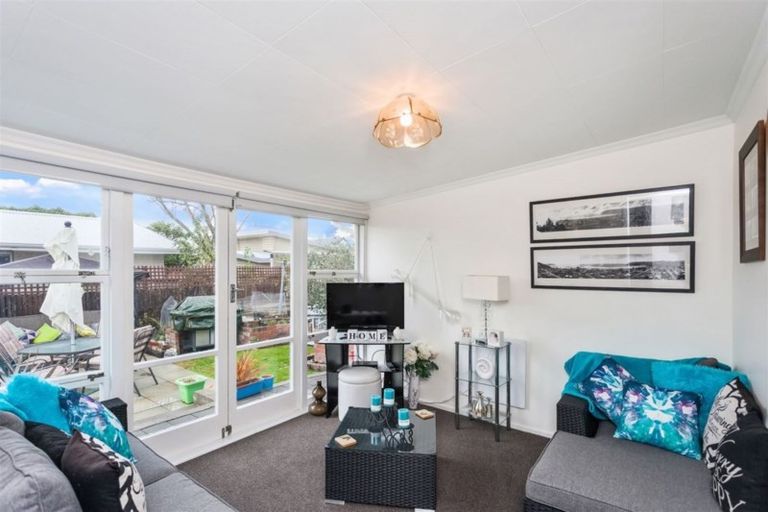 Photo of property in 41 Main Road, Redcliffs, Christchurch, 8081