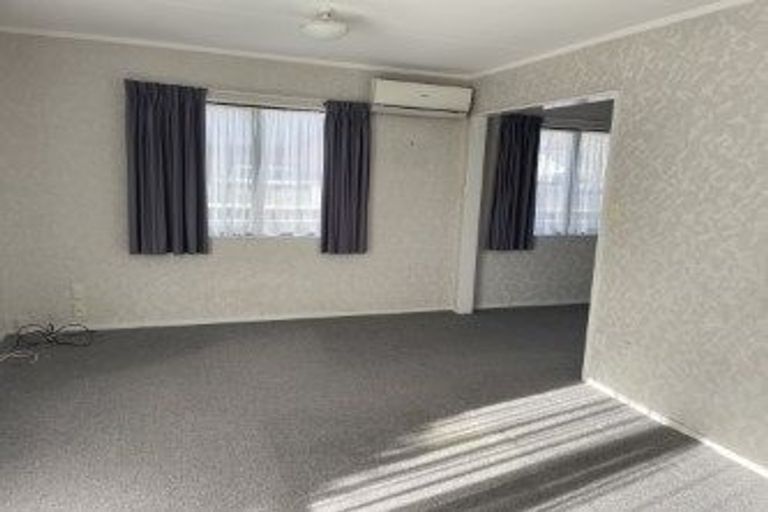 Photo of property in 32a Aquarius Drive, Kawaha Point, Rotorua, 3010