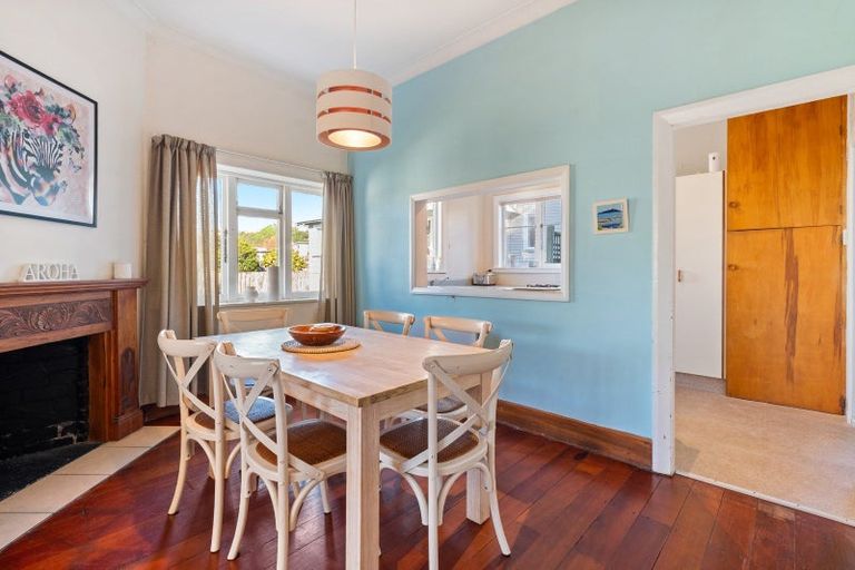 Photo of property in 56 Freyberg Street, Lyall Bay, Wellington, 6022