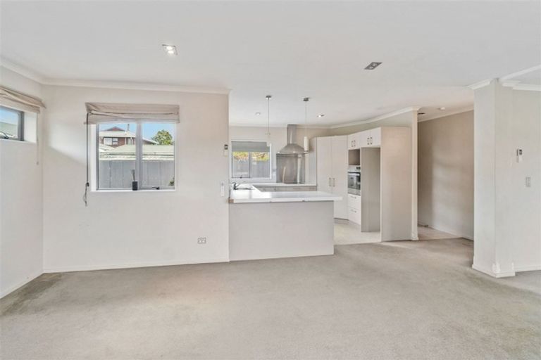 Photo of property in 71 Moore Street, Rolleston, 7614