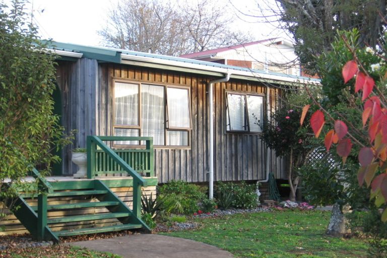 Photo of property in 21 Vida Place, Howick, Auckland, 2014