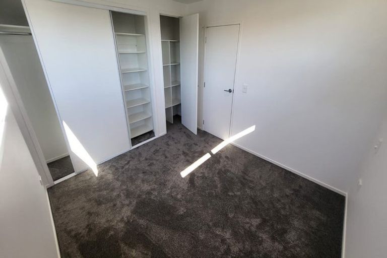 Photo of property in 1/137 Tirimoana Road, Te Atatu South, Auckland, 0602