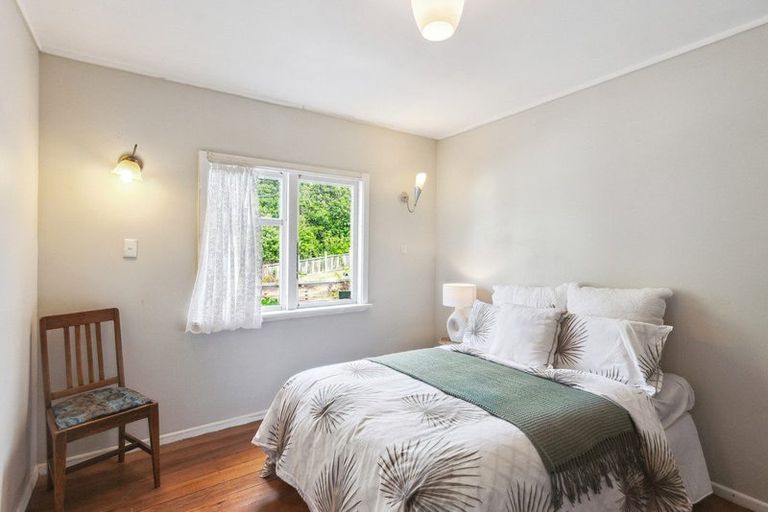 Photo of property in 37 The Esplanade, Raumati South, Paraparaumu, 5032