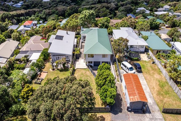 Photo of property in 50 Rawhiti Road, Pukerua Bay, 5026