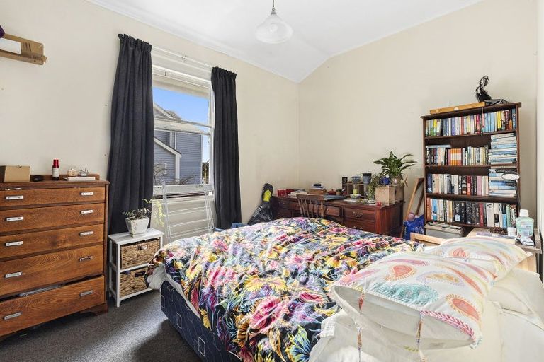 Photo of property in 102 Tinakori Road, Thorndon, Wellington, 6011