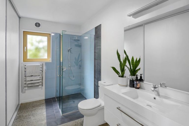 Photo of property in 42 Saint Andrews Hill Road, Mount Pleasant, Christchurch, 8081