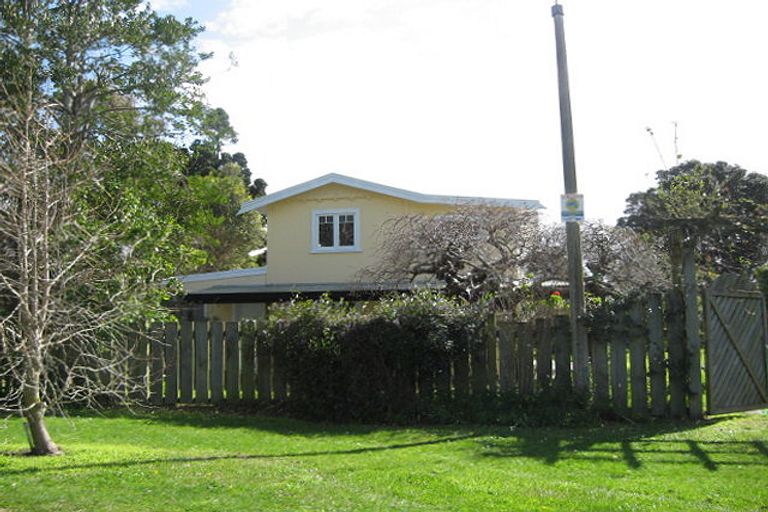 Photo of property in 23 Pipi Street, Te Awanga, 4102