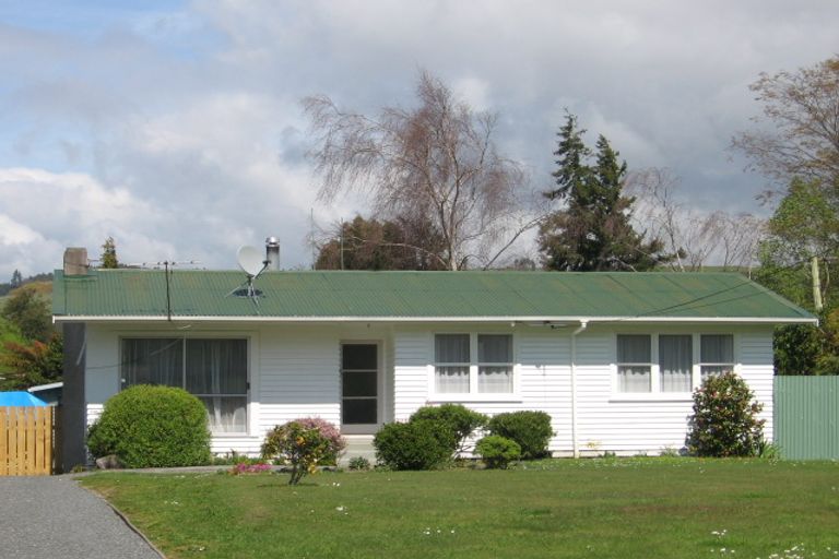 Photo of property in 18 Garrick Place, Pukehangi, Rotorua, 3015