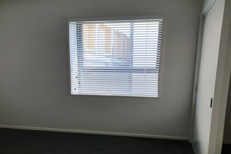 Photo of property in 3/65 Tiketike Way, Brooklyn, Wellington, 6021