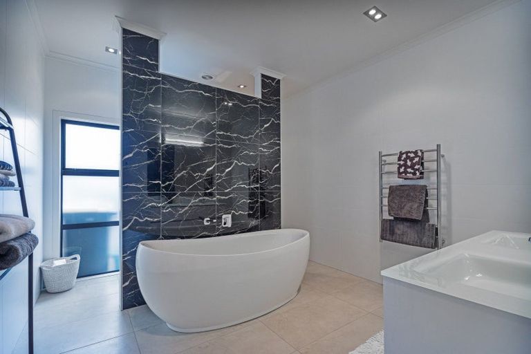 Photo of property in 314 Waterways Parade, Pauanui, Hikuai, 3579