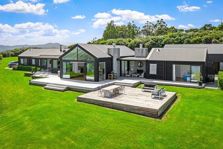 Photo of property in 79 Bishop Lane, Tawharanui Peninsula, Matakana, 0986