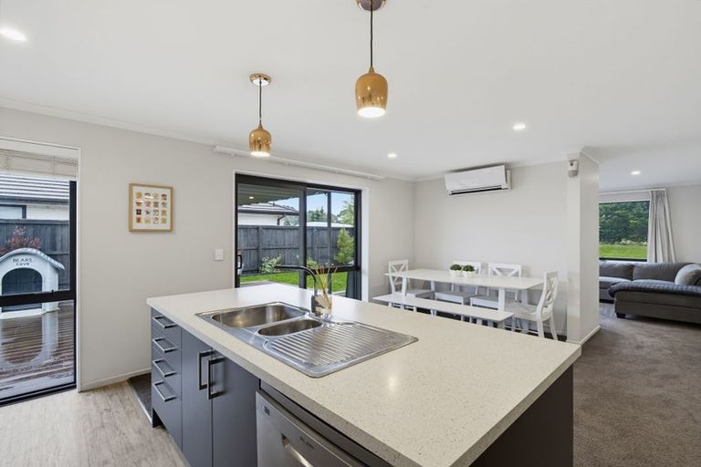 Photo of property in 128 Broadlands Drive, Rolleston, 7615