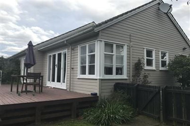 Photo of property in 16 Balgay Street, Upper Riccarton, Christchurch, 8041