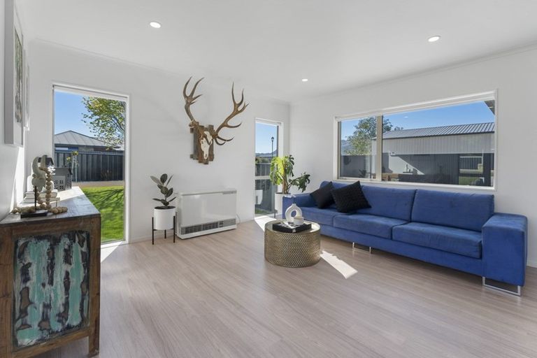 Photo of property in 58 Missy Crescent, Mount Pisa, Cromwell, 9383