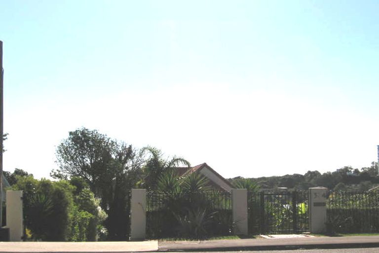 Photo of property in 304 Hurstmere Road, Takapuna, Auckland, 0622