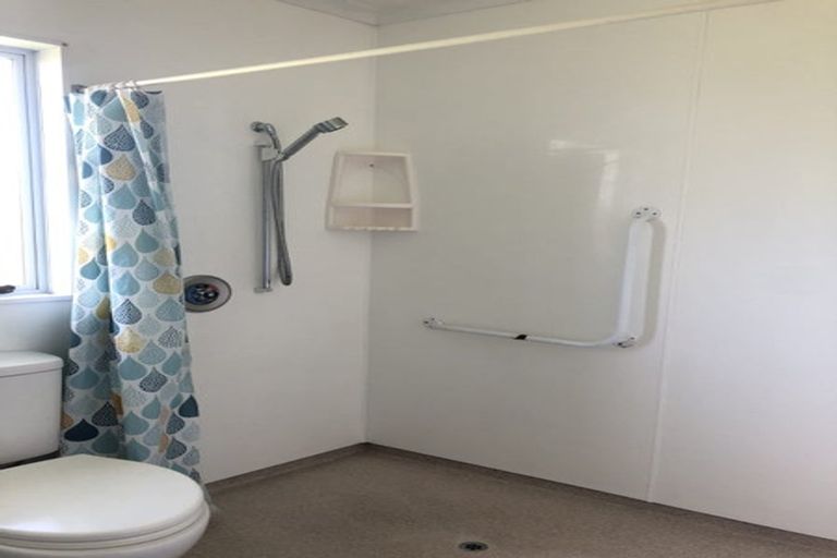 Photo of property in 48 Botanical Road, Takaro, Palmerston North, 4412