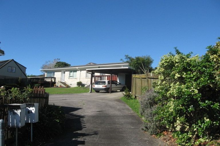 Photo of property in 1/6 Clunie Place, Highland Park, Auckland, 2010