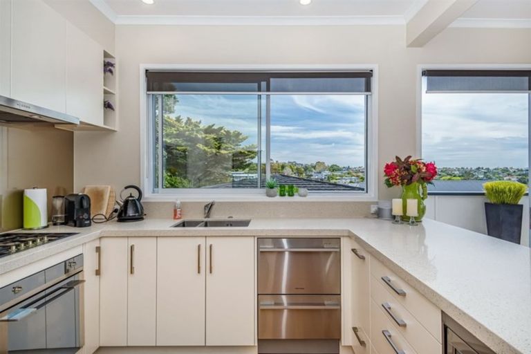 Photo of property in 1/8 Folkestone Street, Murrays Bay, Auckland, 0630