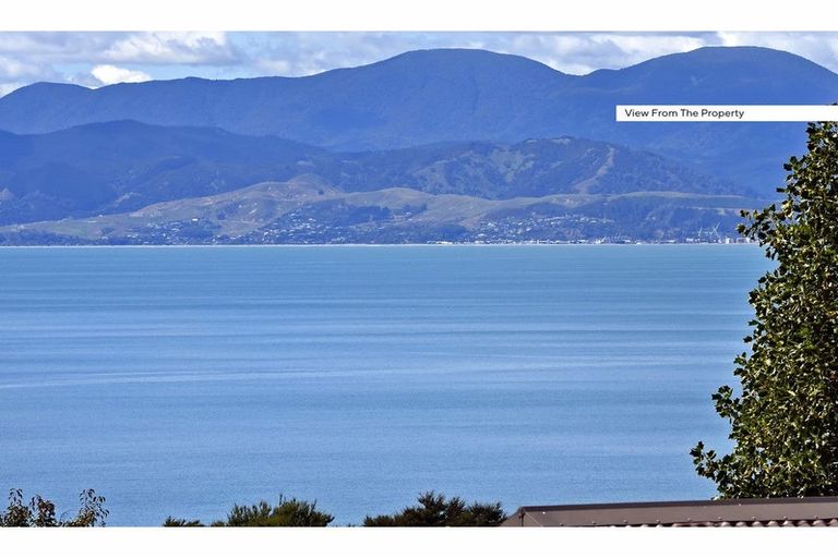 Photo of property in 9 Van Beek Place, Ruby Bay, Mapua, 7005