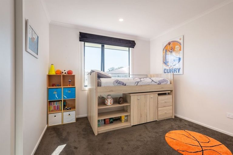 Photo of property in 4 Les Wakefield Road, Mapua, 7005