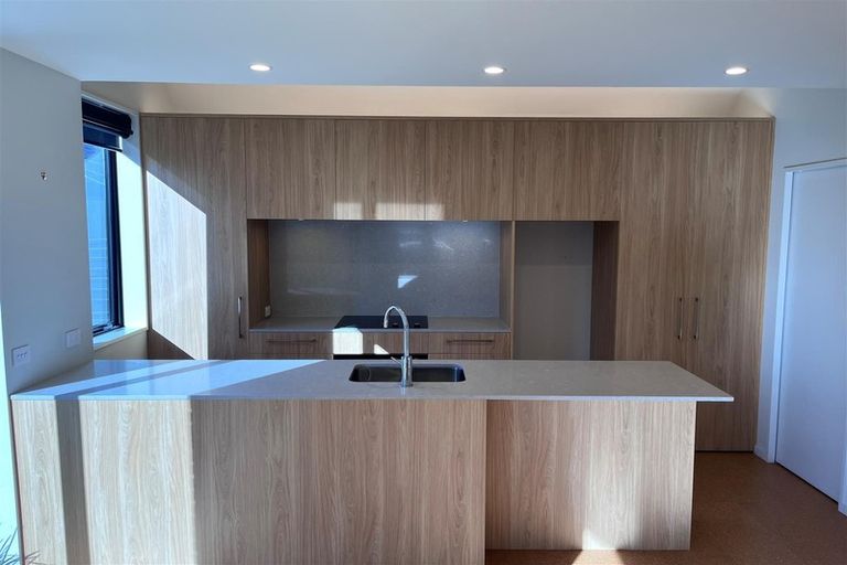 Photo of property in 2/20 Dickens Street, Addington, Christchurch, 8024