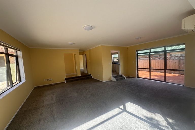Photo of property in 12 Millington Place, Huntington Park, Auckland, 2013