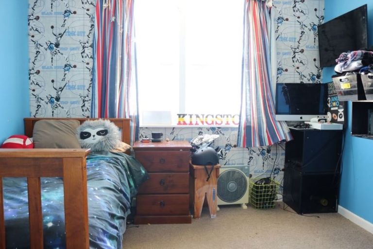 Photo of property in 325 Hazelmere Crescent, Te Awamutu, 3800